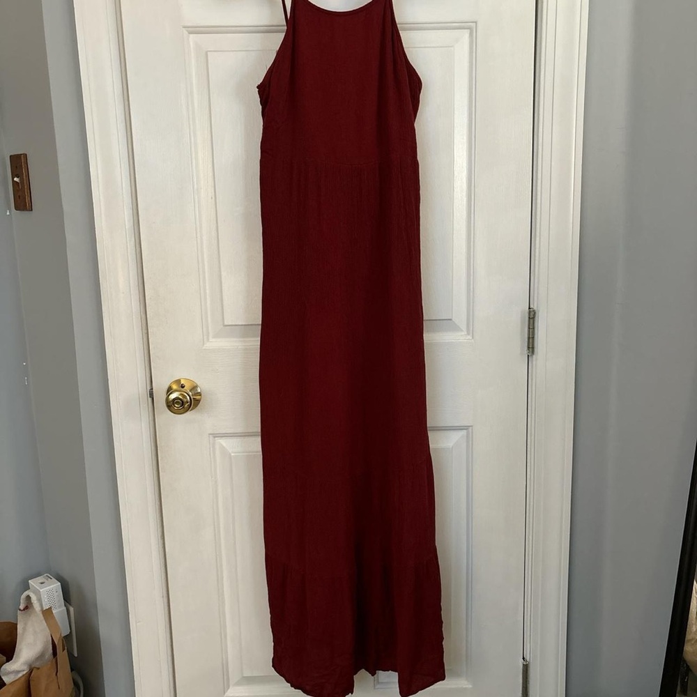 Medium Forever 21 dark red maxi dress, adjustable crisscross ties in back